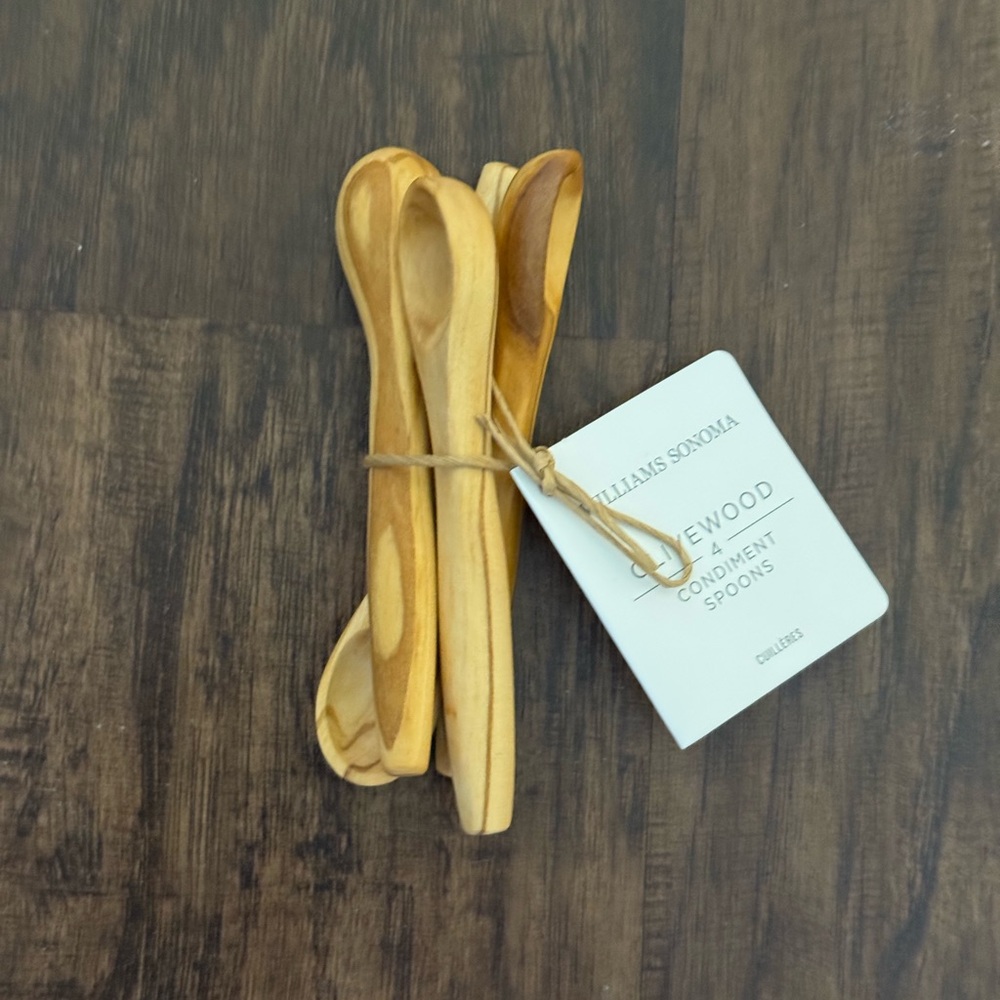 Williams Sonoma Olive Wood condiments Salt Spoons - Natural Wood set of 4 - Picture 8 of 16